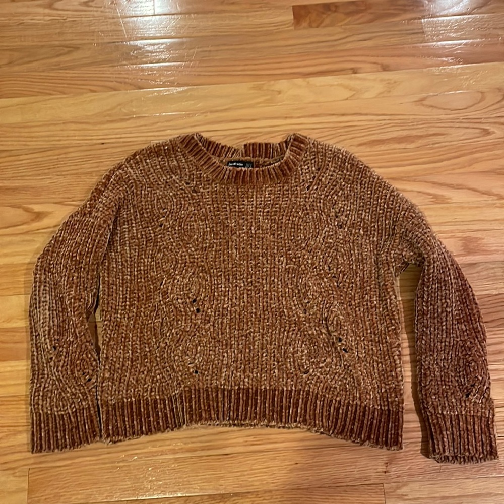 👉Chenille cropped sweater